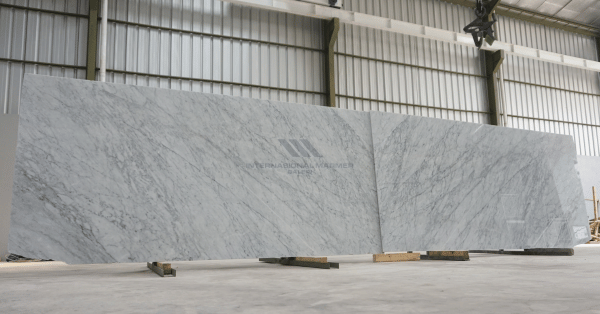 Gudang supplier jual marmer putih PT Internasional Marmer Galeri